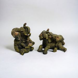 Elephants W/ Babies 3” Figurines Lot Of 2 Plastic Collection Wild Life